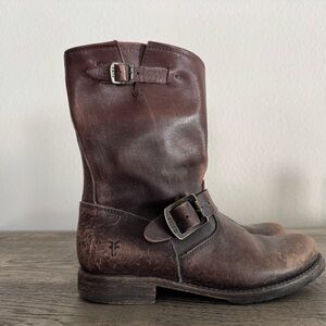 Frye Veronica Short - size 7.5